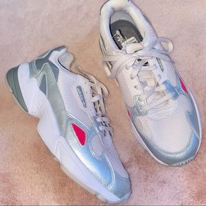 Adidas Falcon shoes 💞 NWT